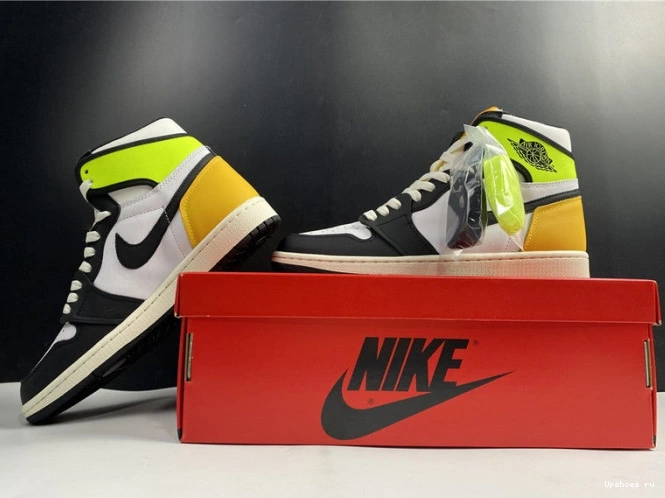 555088-118 1 Gold' High Air 'Volt Retro  OG Jordan 0210